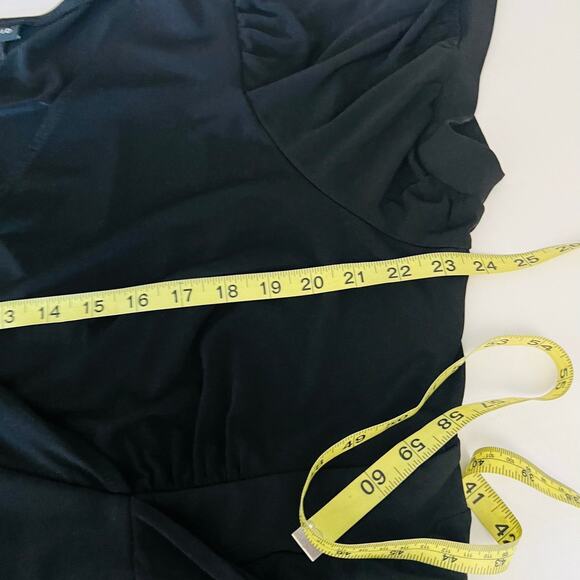 Torrid Black Surplice Neck Short Sleeve Swing Dress Size 3X - Picture 6 of 8